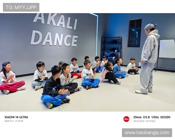 重庆街舞队的整体压制体系与街舞战术的深度解析与实践探索